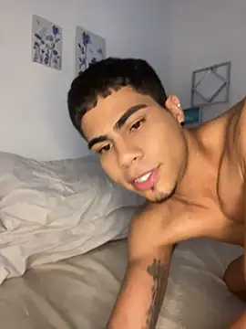 Dannytwinksxxx online show from June 11, 10:41 pm