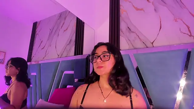 miilaklum online show from March 8, 10:13 pm