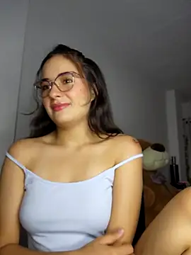 baaby-miiaa online show from March 10, 2:39 am