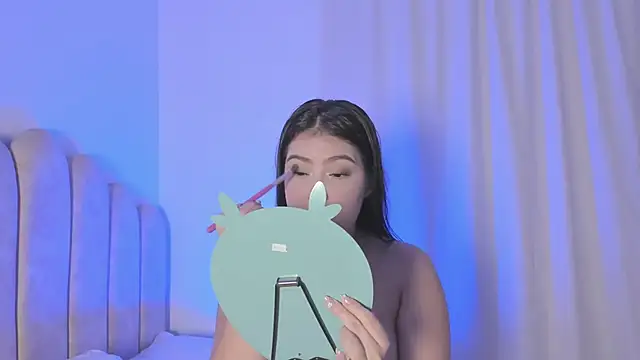 Snapshot of Marianagarcia01 chatting on February 1, 10:41 pm Marianagarcia01 online show from February 1, 10:41 pm