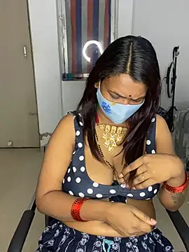 Snapshot of YourSuperTanya chatting on June 24, 3:00 pm YourSuperTanya online show from June 24, 3:00 pm