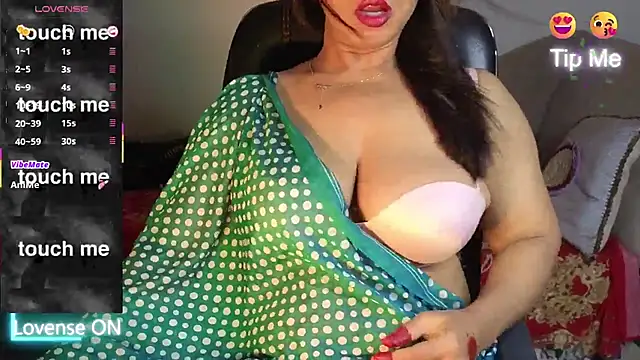 Snapshot of Bengali_Cute_Girl chatting on July 5, 2:18 am Bengali Cute Girl online show from July 5, 2:18 am