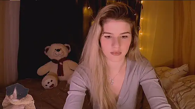 Melissa smith  online show from December 16, 3:39 pm