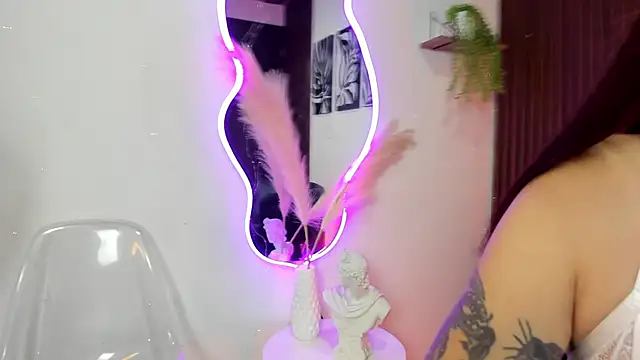 Georgina caruso online show from March 12, 8:10 pm