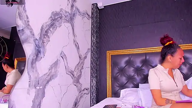 DalayMoore online show from September 28, 7:30 pm