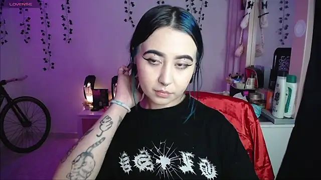  codeline online show from April 14, 4:07 am