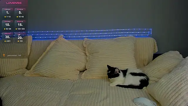 Snapshot of kimberly_bohnes chatting on March 2, 9:22 pm kimberly bohnes online show from March 2, 9:22 pm