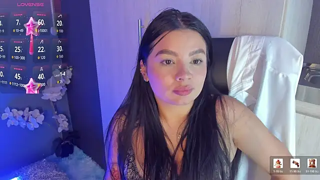 ValeriaOrtega online show from April 19, 6:10 pm