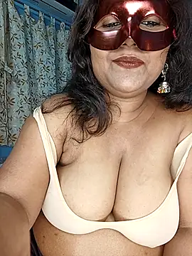 Snapshot of hevensex143 chatting on March 3, 8:15 pm hevensex143 online show from March 3, 8:15 pm