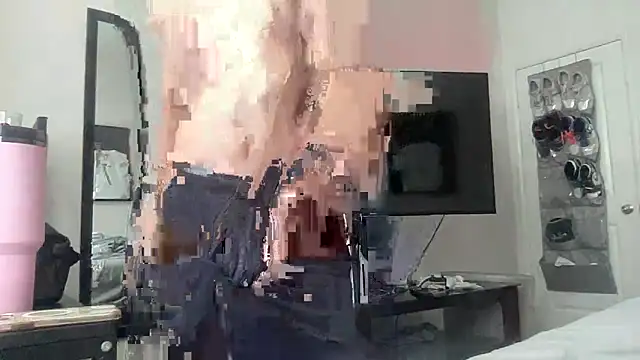 ryan 28747 online show from September 25, 6:55 pm