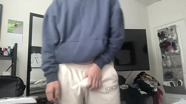 ryan 28747 online show from November 4, 7:35 pm