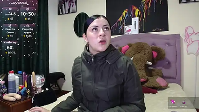 Emmie Hot online show from February 25, 12:04 pm