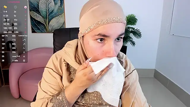 Ayha khalaf online show from October 9, 1:14 am