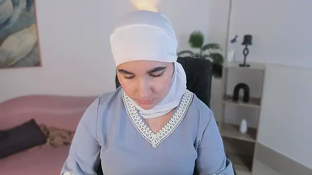 Ayha khalaf online show from October 21, 1:17 am