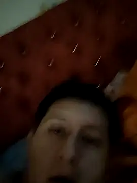 Snapshot of Thiago593 chatting on March 5, 5:29 am Thiago593 online show from March 5, 5:29 am