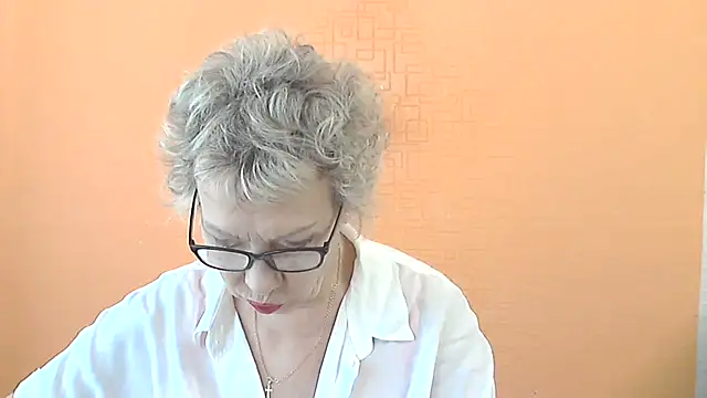 NessyJenixs online show from July 29, 7:06 am