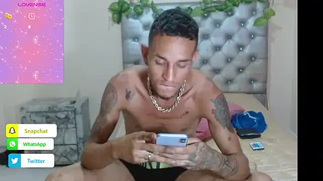 Horny latin777 online show from January 23, 5:13 am