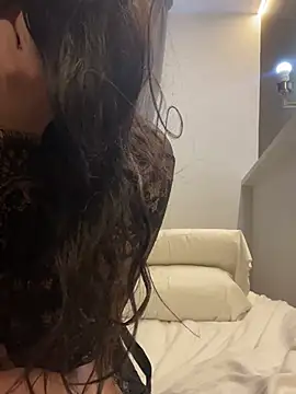 Lobna-alami online show from April 10, 5:45 am