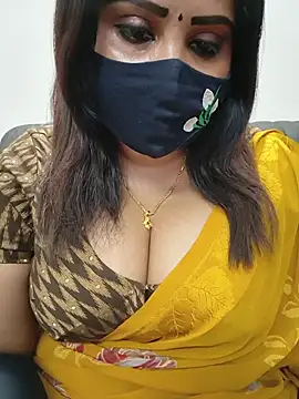 Queenflowerr online show from July 14, 6:24 pm