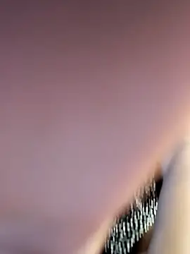 Snapshot of sifra_10 chatting on April 3, 5:49 am sifra 10 online show from April 3, 5:49 am