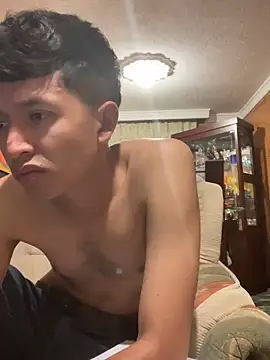 Snapshot of sebaxx8_ chatting on February 11, 3:50 am sebaxx8 online show from February 11, 3:50 am