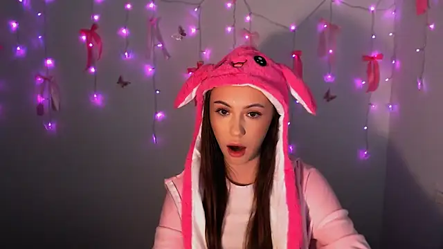 Nikonara Love online show from December 21, 1:29 pm