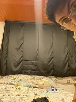 ApoloCruz online show from April 6, 1:36 am