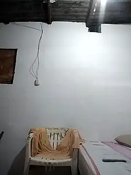 Snapshot of Ant1990 chatting on January 14, 3:45 am Ant1990 online show from January 14, 3:45 am