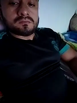 Snapshot of Ant1990 chatting on February 2, 3:05 am Ant1990 online show from February 2, 3:05 am