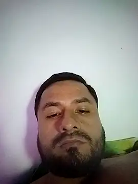 Snapshot of Ant1990 chatting on February 16, 3:35 am Ant1990 online show from February 16, 3:35 am