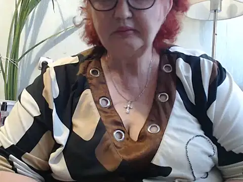 DeniseeRosea online show from May 22, 12:11 pm