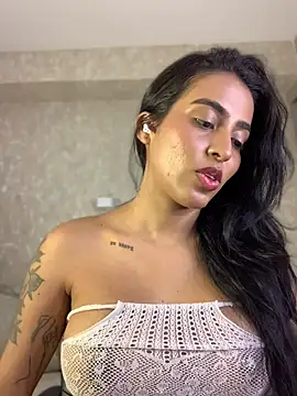 Snapshot of genesissara chatting on July 5, 12:06 am genesissara online show from July 5, 12:06 am