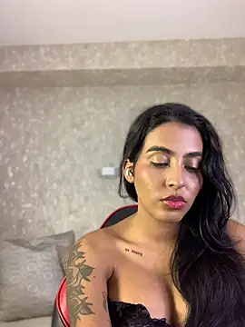Snapshot of genesissara chatting on July 6, 1:13 am genesissara online show from July 6, 1:13 am