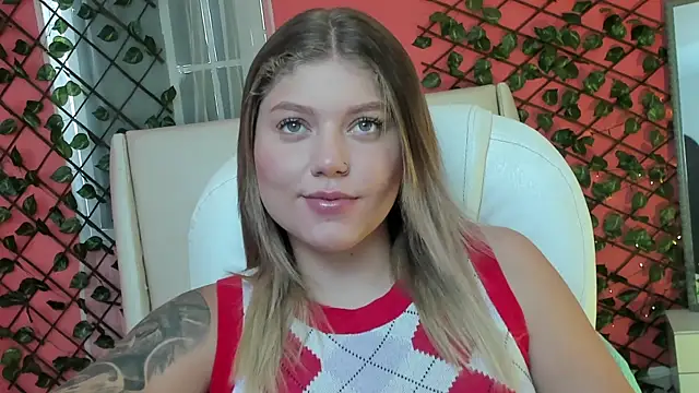 alaia greyy online show from June 14, 1:02 pm