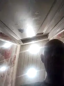 MaxDevilWhite online show from March 18, 7:06 pm