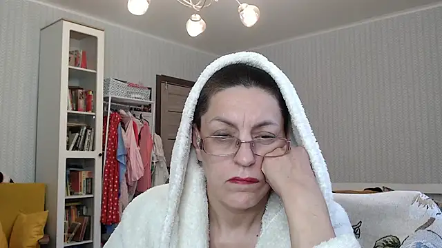 Soffya Soy online show from May 28, 6:32 am