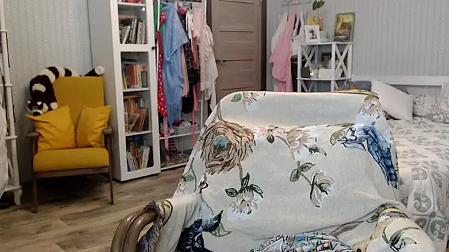 Soffya Soy online show from May 31, 6:42 pm