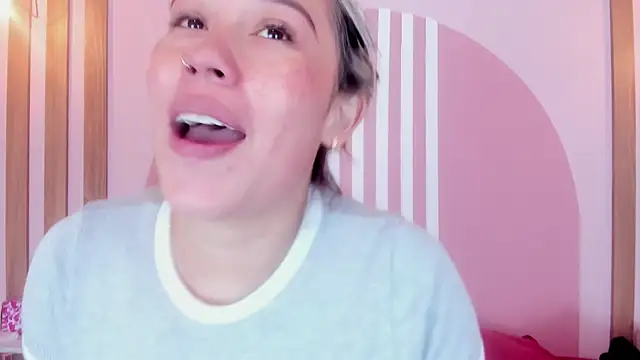 Lannajansen online show from March 17, 1:14 pm