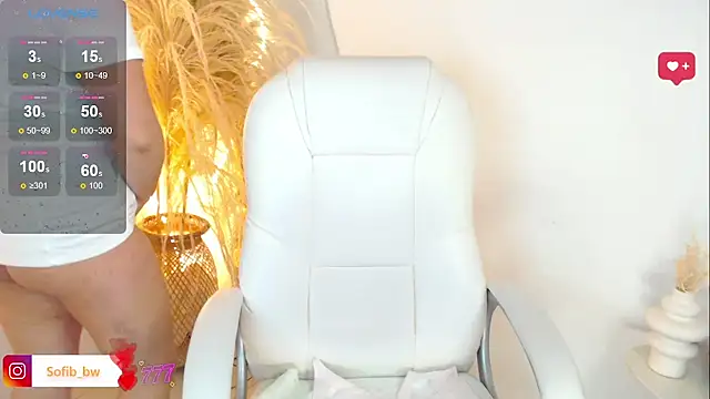 Sofi BBW online show from March 7, 12:35 pm