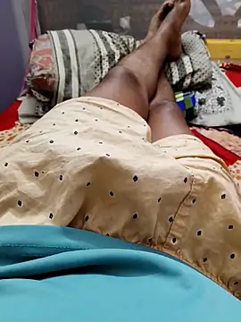 Snapshot of PARTHI012025 chatting on February 7, 1:37 pm PARTHI012025 online show from February 7, 1:37 pm