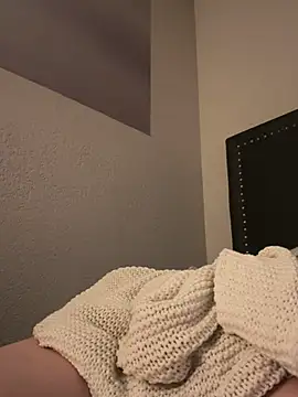 PhattPinxkTaco online show from March 3, 4:56 pm