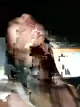 Snapshot of esmeralda06 chatting on March 2, 12:34 pm esmeralda06 online show from March 2, 12:34 pm