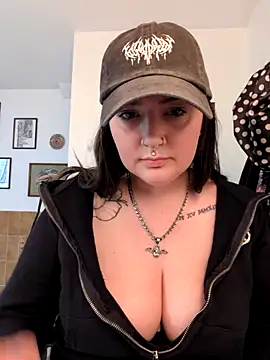 goblingirl888 online show from April 17, 9:51 pm