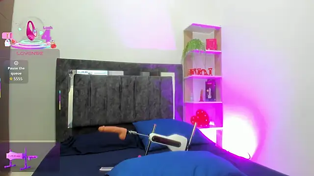 Nicol TransGirl online show from March 26, 4:51 am