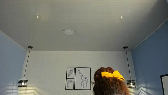 ninna curly online show from November 27, 4:36 am