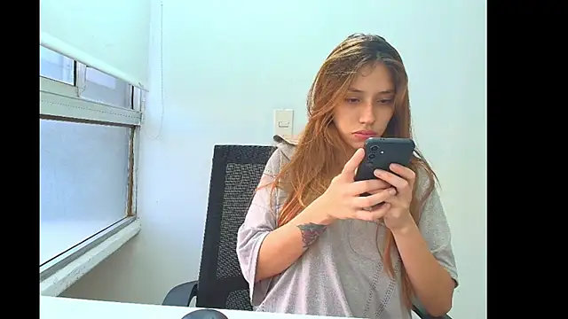 Snapshot of Alaiapink chatting on February 16, 10:28 pm Alaiapink online show from February 16, 10:28 pm