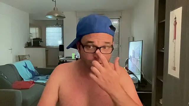 Funnyjul31 online show from July 31, 4:28 pm