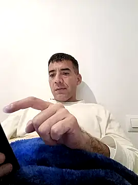 juanignacioargentino online show from February 6, 11:58 pm