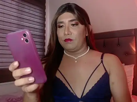 k i m o r a h online show from February 17, 9:43 pm