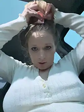 kcmo1010 online show from March 7, 2:08 am